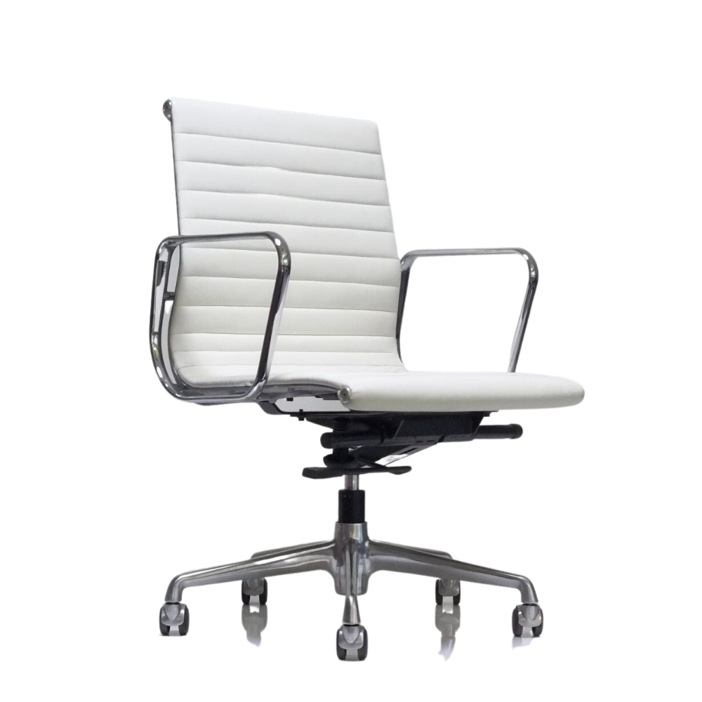 Memory Medium Stitched Chair